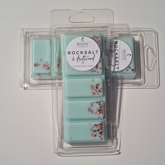 Waxmelt snapbar met de geur rocksalt & driftwood. Waxmelts bar in een blauw/groene kleur met koperkleurige glitters.