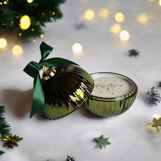 Geurkaars kerstbal "Christmas Tree"